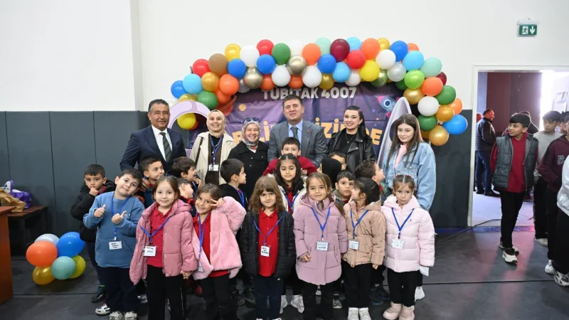 Kırıkkale'de TÜBİTAK 4007 Bilim Şenliği Kapılarını Açtı