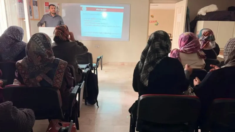 Konya'da Ailelere Afet Farkındalık Eğitimi Verildi