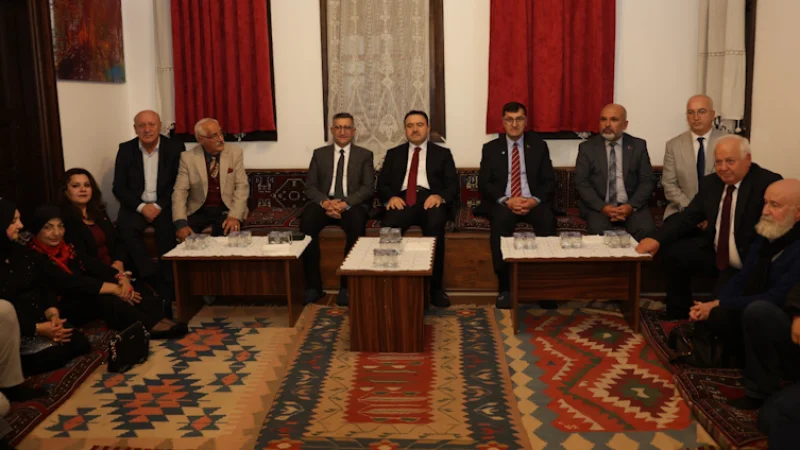 Kütahya'nın Sanatsal Değerlerini Tanıtan Sanatçılara Sertifika Töreni