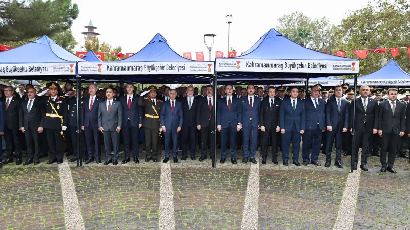Onikişubat'ta 29 Ekim Cumhuriyet Bayramı Coşkusu: Atatürk Anıtı'na Çelenk Sunuldu