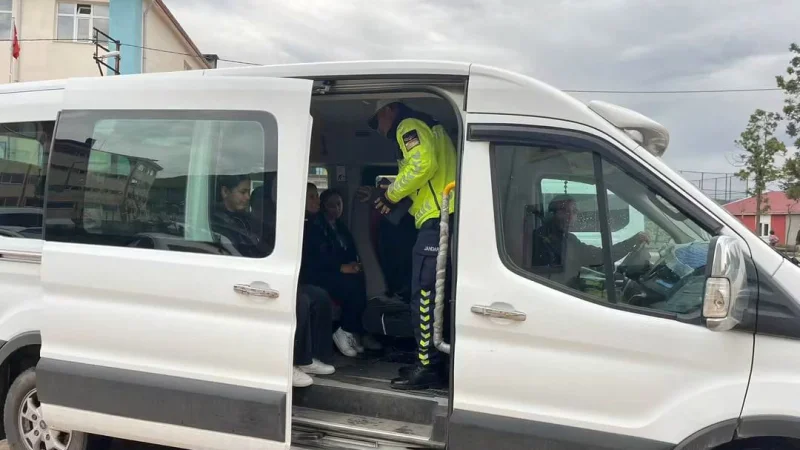 Ordu Kabataş'ta Okul Servislerine Yönelik Trafik Denetimi