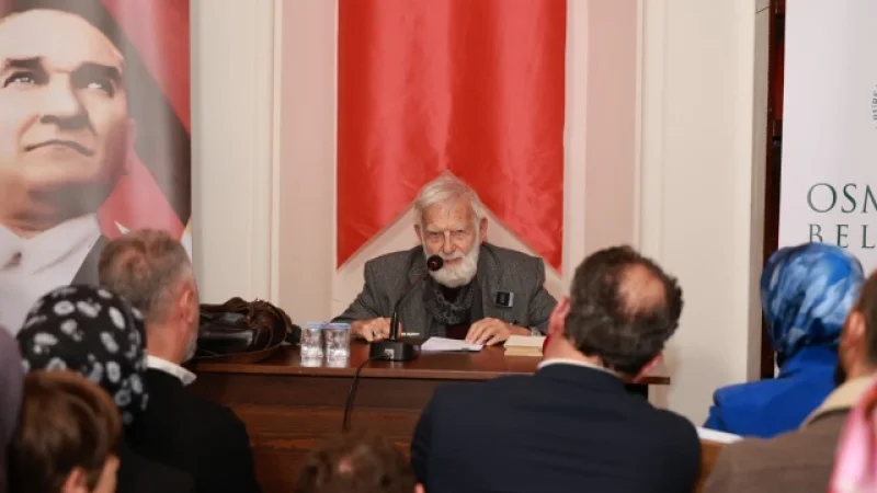 Osmangazi'de Yahya Kemal Beyatlı'nın Düşünce Dünyası ve Eserleri Konuşuldu