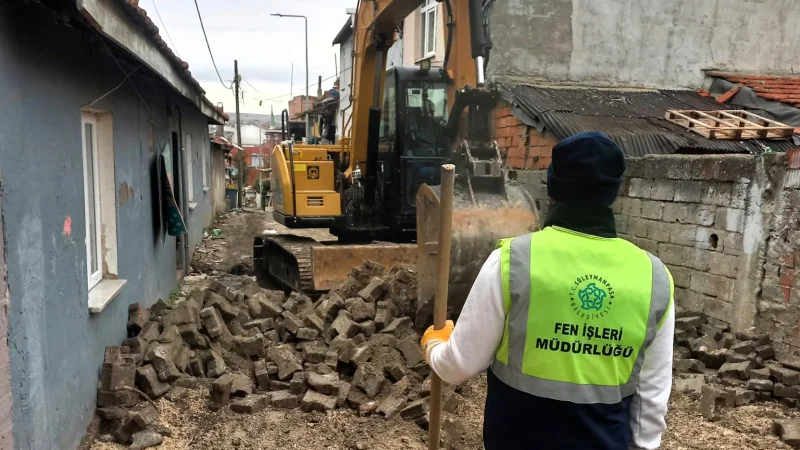 Süleymanpaşa'da Altyapı ve Çevre Düzenleme Çalışmaları Sürüyor