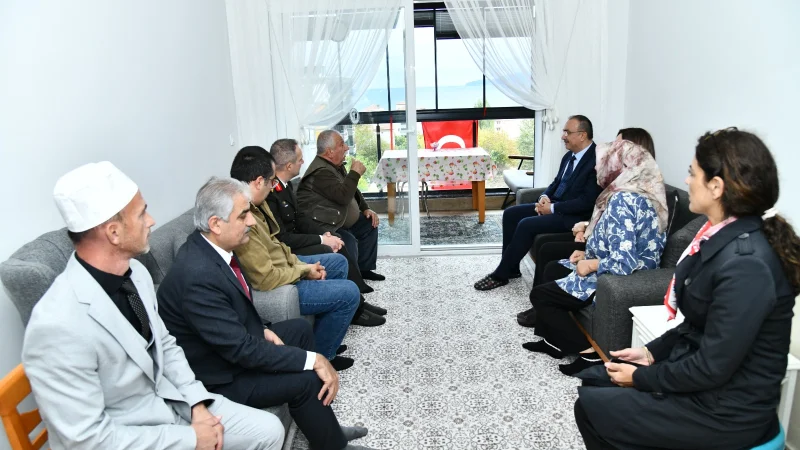 Tekirdağ Valisi Soytürk'ten Şehit Ailesine Cumhuriyet Bayramı Ziyareti