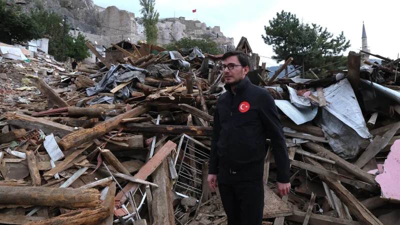 Tokat'ta Kentsel Dönüşüm Çalışmalarında 21 Konut Yıkıldı