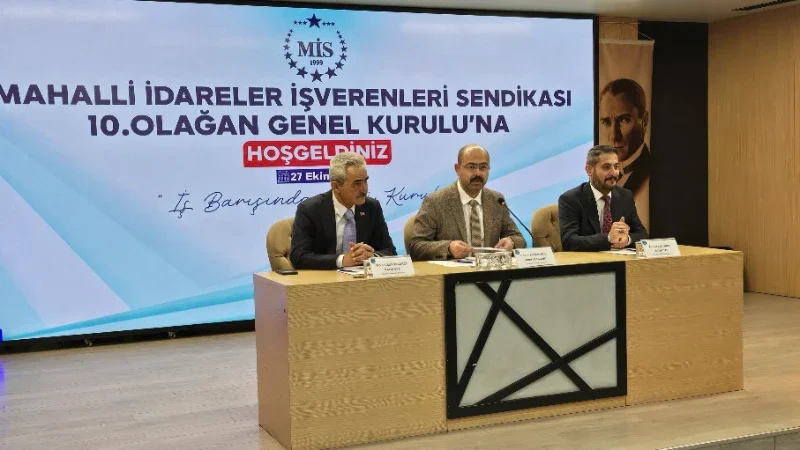 Tosya Belediye Başkanı Volkan Kavaklıgil MİS 10. Genel Kurulu'nun Divan Başkanlığını Yaptı