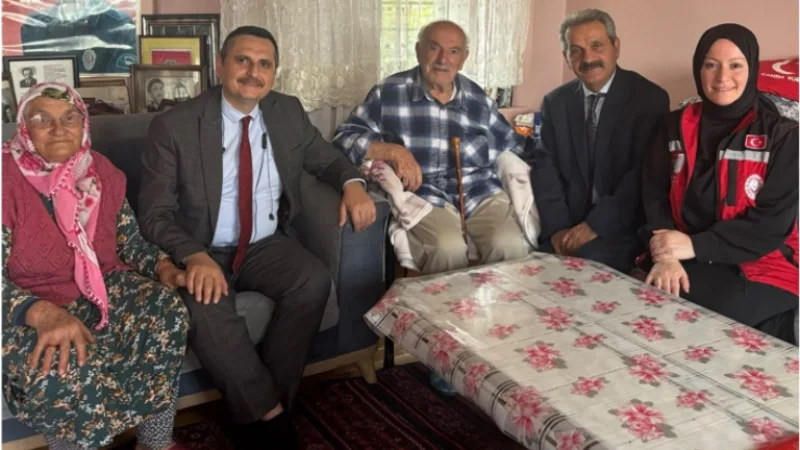 Trabzon'da Şehit Ailesine Vefa Ziyareti