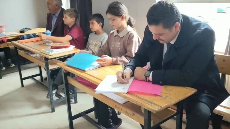 Yunak Kaymakamlığı'ndan Çayırbaşı İlkokulu'na Ziyaret
