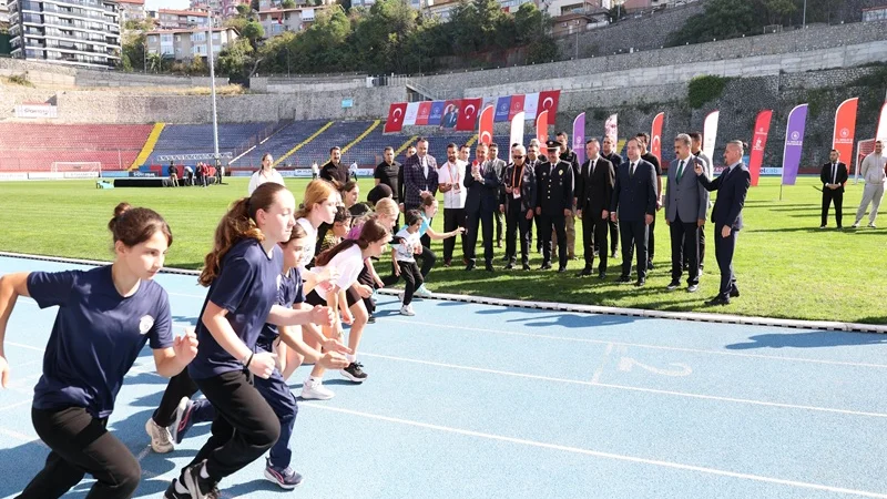 Zonguldak'ta Cumhuriyet Coşkusu: Atatürk ve Cumhuriyet Koşusu Düzenlendi
