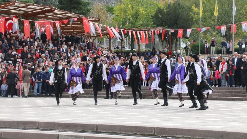 Amasya'da 29 Ekim Cumhuriyet Bayramı Coşkuyla Kutlandı
