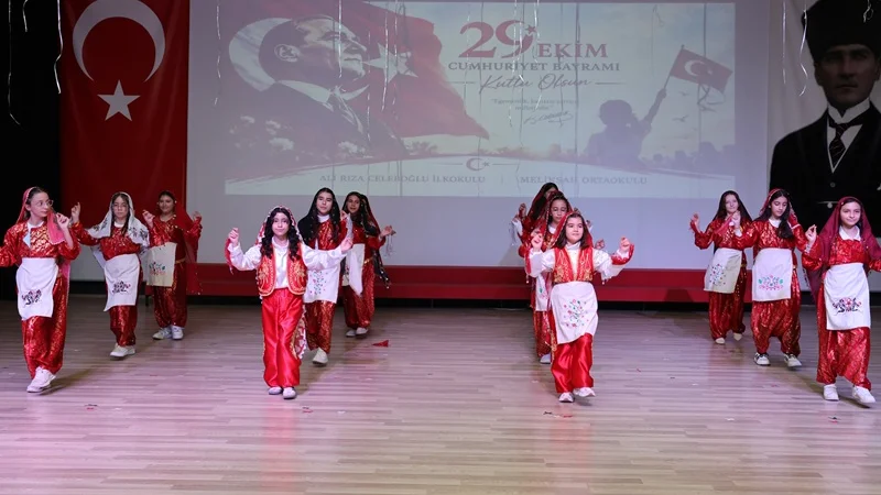 Beyşehir'de Cumhuriyet'in 103. Yıldönümü Törenlerle Kutlandı