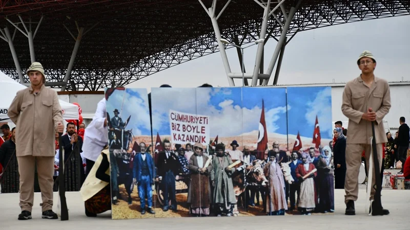 Elmadağ'da 29 Ekim Cumhuriyet Bayramı Coşkusu
