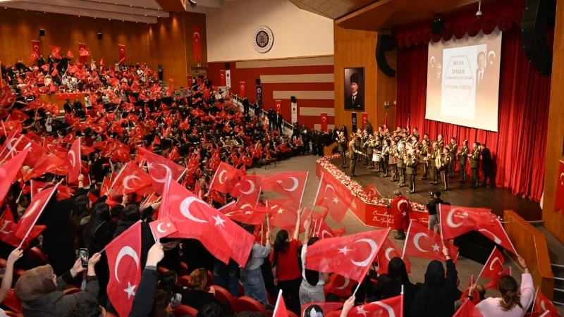Erzurum'da 29 Ekim Coşkusu: Cumhuriyet'in 103. Yılı Törenlerle Kutlandı