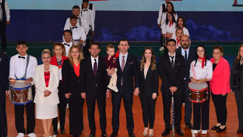 Feke'de 29 Ekim Cumhuriyet Bayramı Coşkuyla Kutlandı