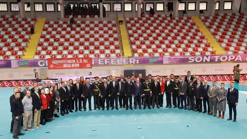 Gebze'de Cumhuriyet'in 103. Yıl Dönümü Coşkuyla Kutlandı