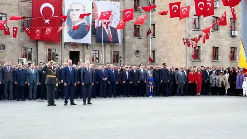 Isparta'da Cumhuriyetin 103. Yılı Törenle Kutlandı
