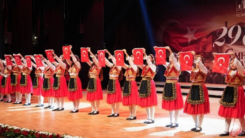 İstanbul'da 29 Ekim Cumhuriyet Bayramı Coşkusu