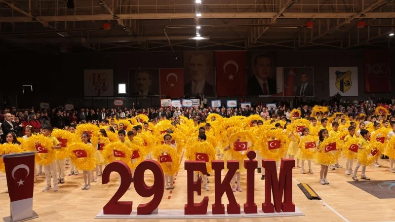 Kapaklı'da Cumhuriyet'in 103. Yıl Dönümü Coşkuyla Kutlandı