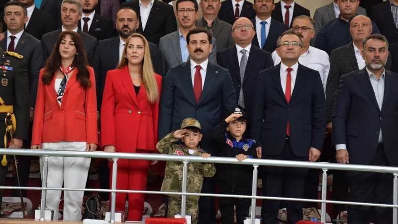 Karapınar'da 29 Ekim Cumhuriyet Bayramı Coşkuyla Kutlandı