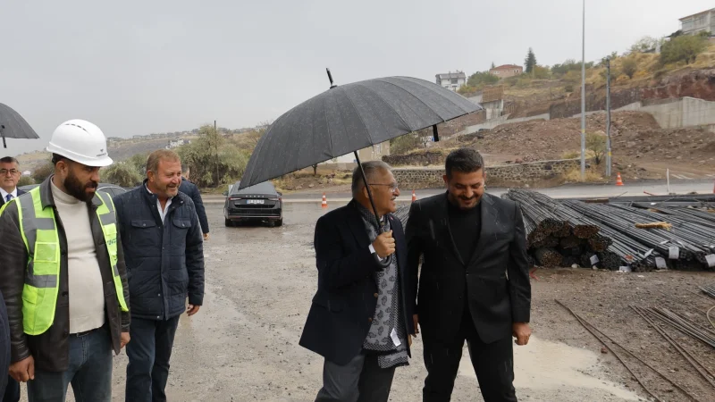 Kayseri'de İki Büyük Bulvarı Bağlayacak Yol Çalışmaları İncelendi