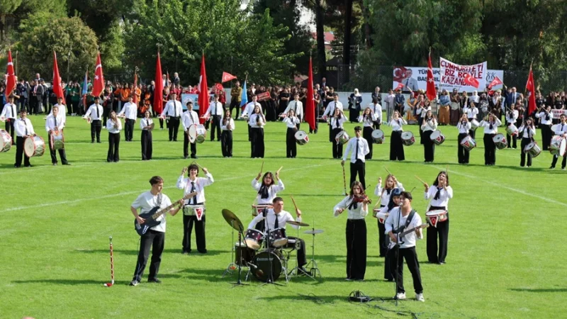 Nazilli'de 29 Ekim Cumhuriyet Bayramı Coşkuyla Kutlandı