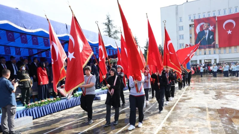 Rize'de Cumhuriyet Bayramı Coşkusu: 103. Yıl Törenlerle Kutlandı