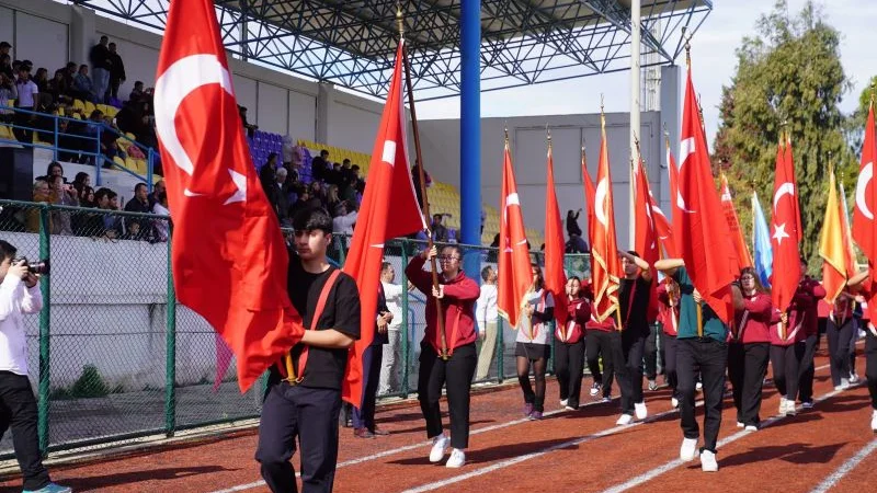 Seferihisar'da 29 Ekim Cumhuriyet Bayramı'nın 103. Yılı Coşkuyla Kutlandı
