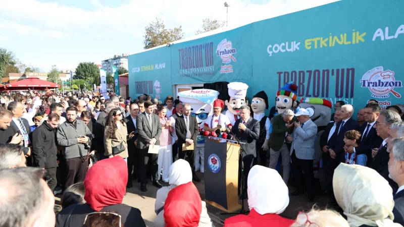 Trabzon Gastronomi Festivali Binlerce Kişinin Katılımıyla Kapılarını Açtı