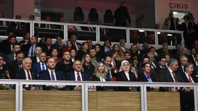 Yalova'da Cumhuriyet Bayramı Coşkusu: 103. Yıl Dönümü Törenle Kutlandı