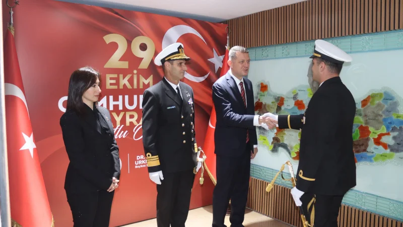Beykoz'da 29 Ekim Cumhuriyet Bayramı Tebrik Töreni Gerçekleştirildi