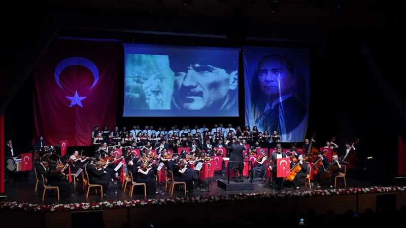 Beylikdüzü'nde Cumhuriyet'in 103. Yılı Coşkuyla Kutlandı