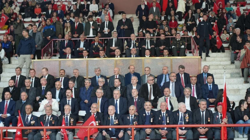 Bursa'nın Orhangazi İlçesinde Cumhuriyet'in 103. Yılı Coşkuyla Kutlandı