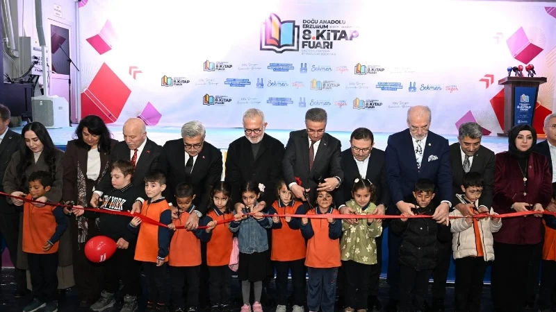 Erzurum'da 8. Kitap Fuarı Kapılarını Kitapseverlere Açtı