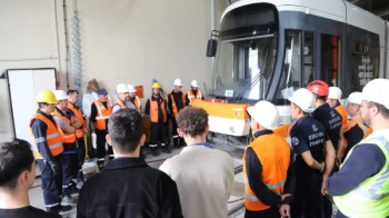 Eskişehir'de ESTRAM ve İtfaiye Ekiplerine Acil Durum ve İş Güvenliği Eğitimi