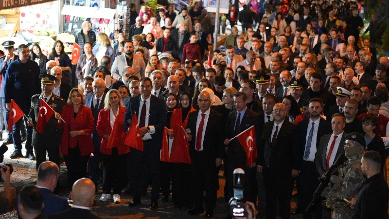 Giresun'da Cumhuriyet Coşkusu: Fener Alayı ile 103. Yıl Kutlandı