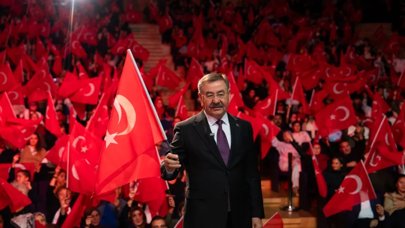 Gölbaşı'nda Cumhuriyet'in 103. Yılı Kıraç Konseri ve Şarkılarla Kutlandı