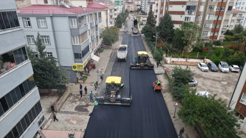 Kahramanmaraş'ta Altyapısı Tamamlanan Sokaklar Asfaltla Yenileniyor