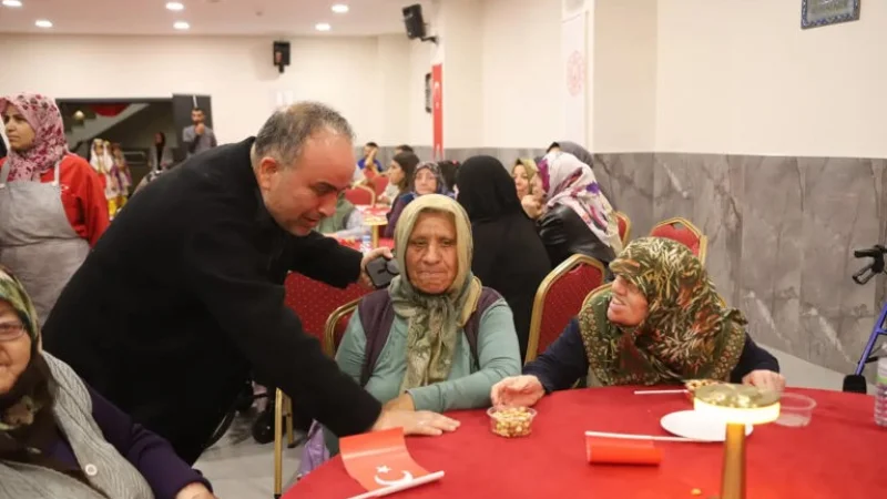 Konya'da Nesiller Cumhuriyet Coşkusunda Buluştu