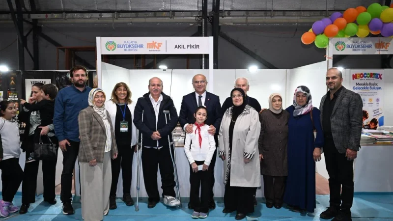 Malatyalı Yazarlar 12. Kitap Fuarı'nda Okurlarıyla Buluştu