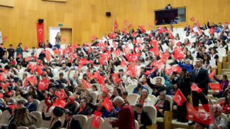 Manavgat'ta Cumhuriyet Bayramı Coşkusu: 103. Yıl Törenlerle Kutlandı