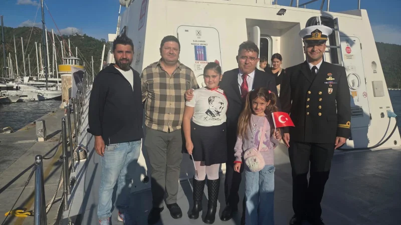 Marmaris'te Kaymakam Kaya'dan TCSG-310 Botuna Ziyaret