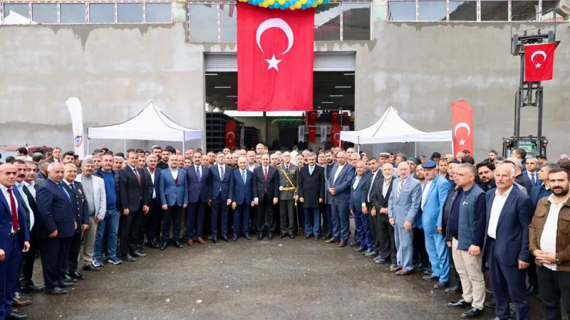 Siirt'te 115 Milyon Liralık Kilitli Parke Taşı ve Beton Santrali Tesisi Açıldı