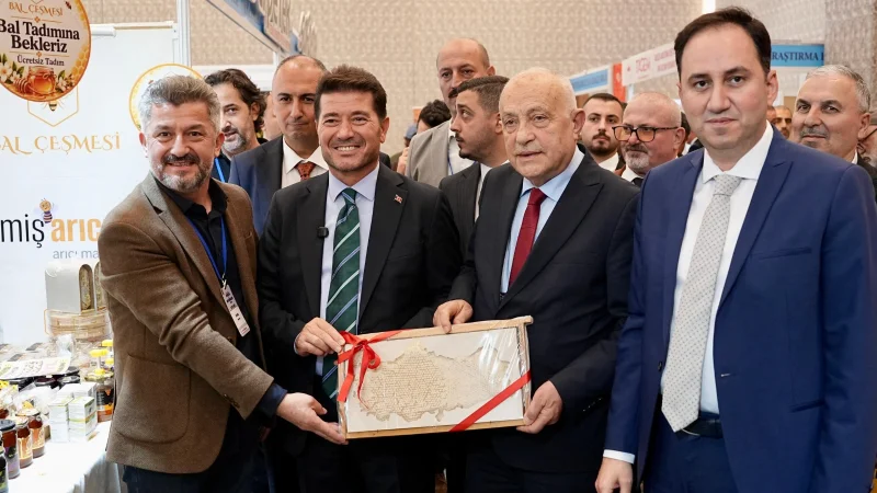 Trabzon'da Arıcılık ve Arı Ürünleri Fuarı Kapılarını Açtı
