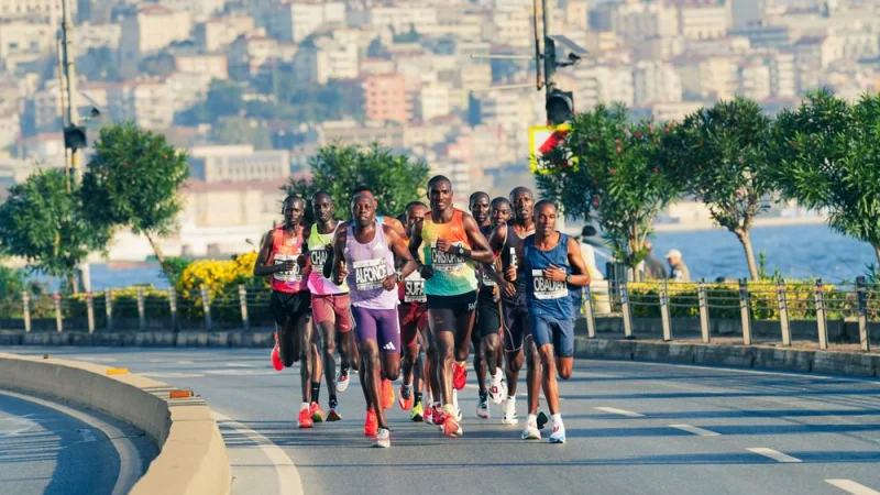 İstanbul Maratonu Nedeniyle Pazar Günü Trafiğe Kapanacak Yollar